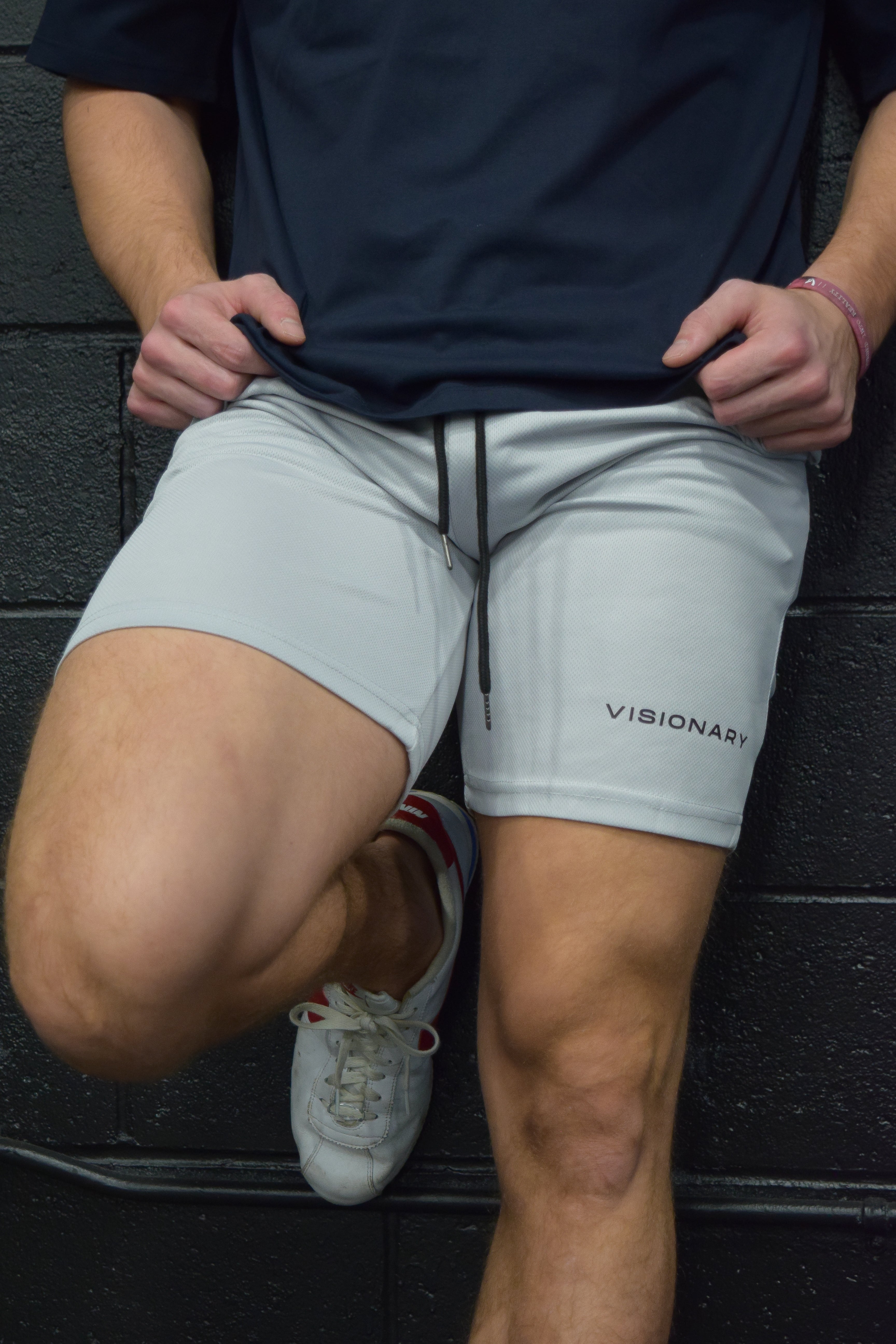 BLACKOUT 5" POLYESTER SHORT