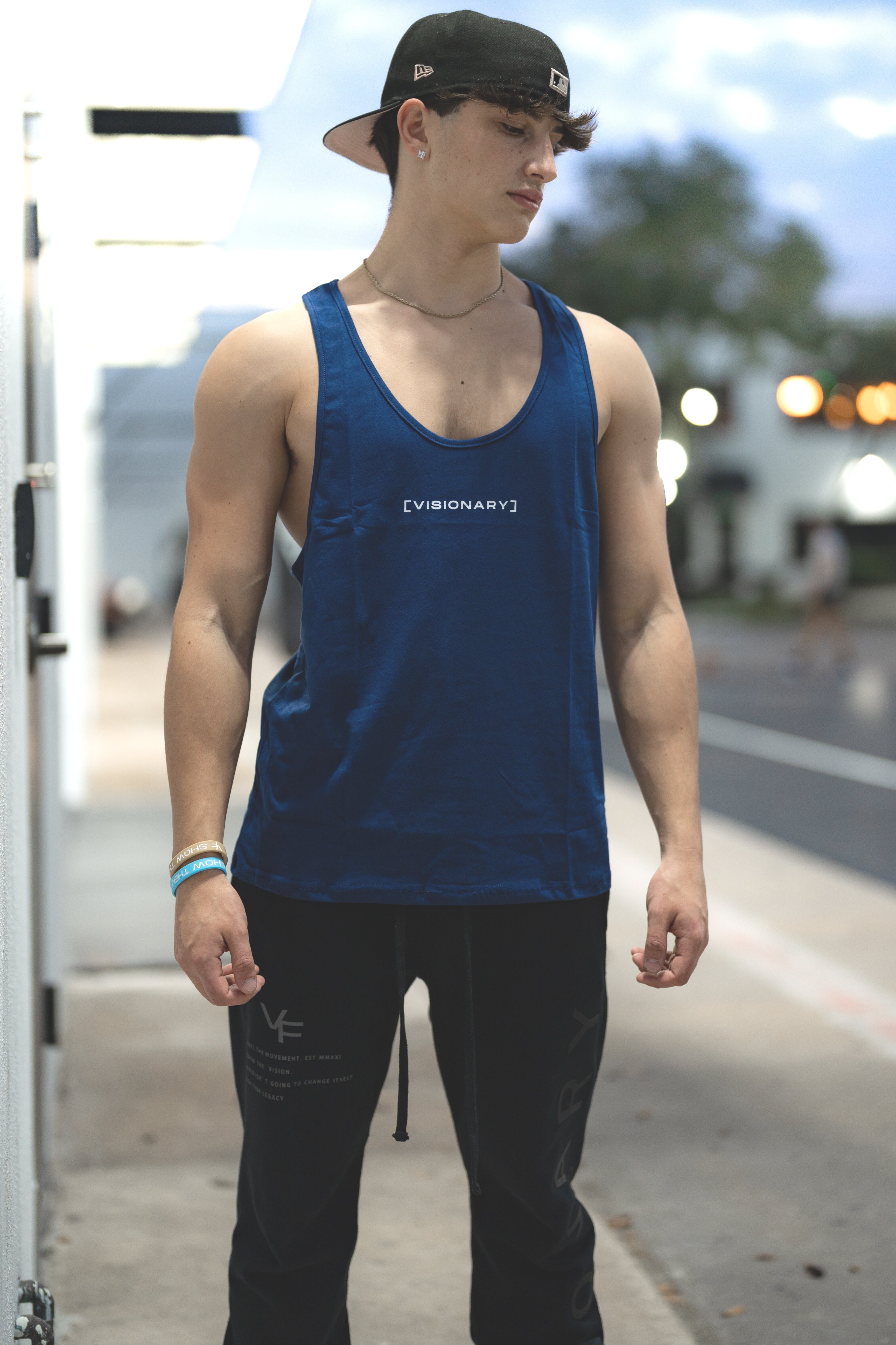 BLACKOUT STRINGER