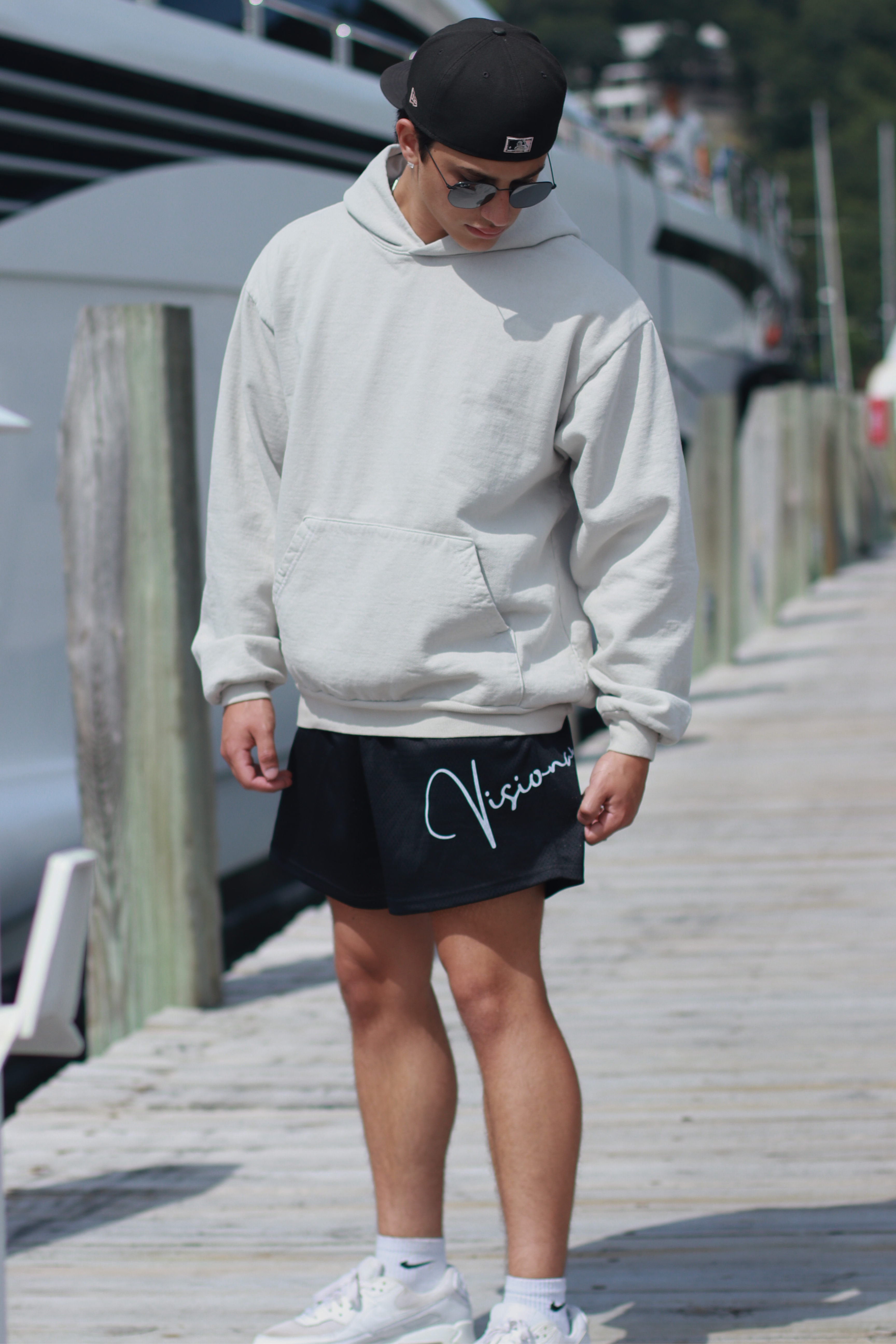 SIGNATURE 5" MESH SHORT