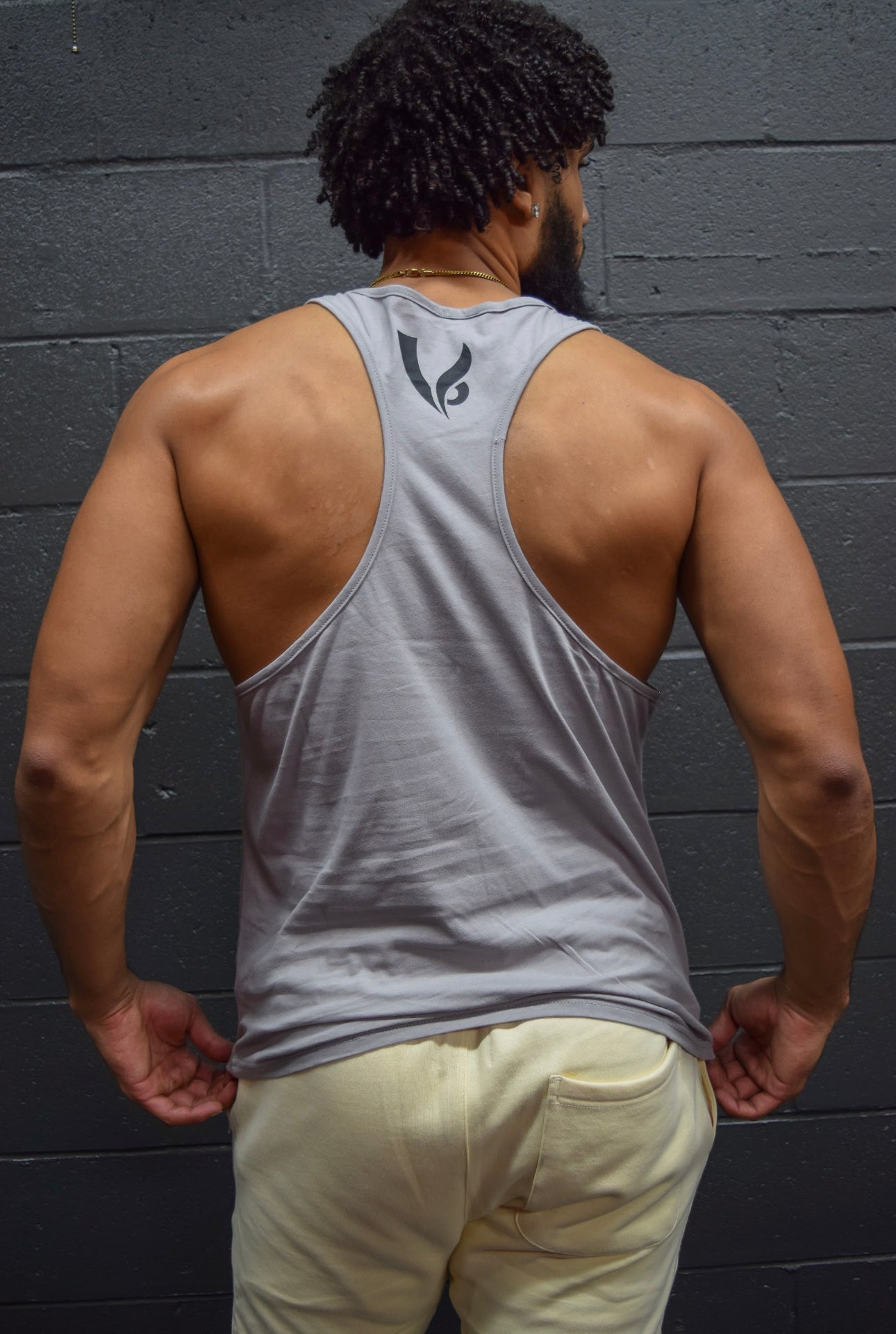 BLACKOUT STRINGER