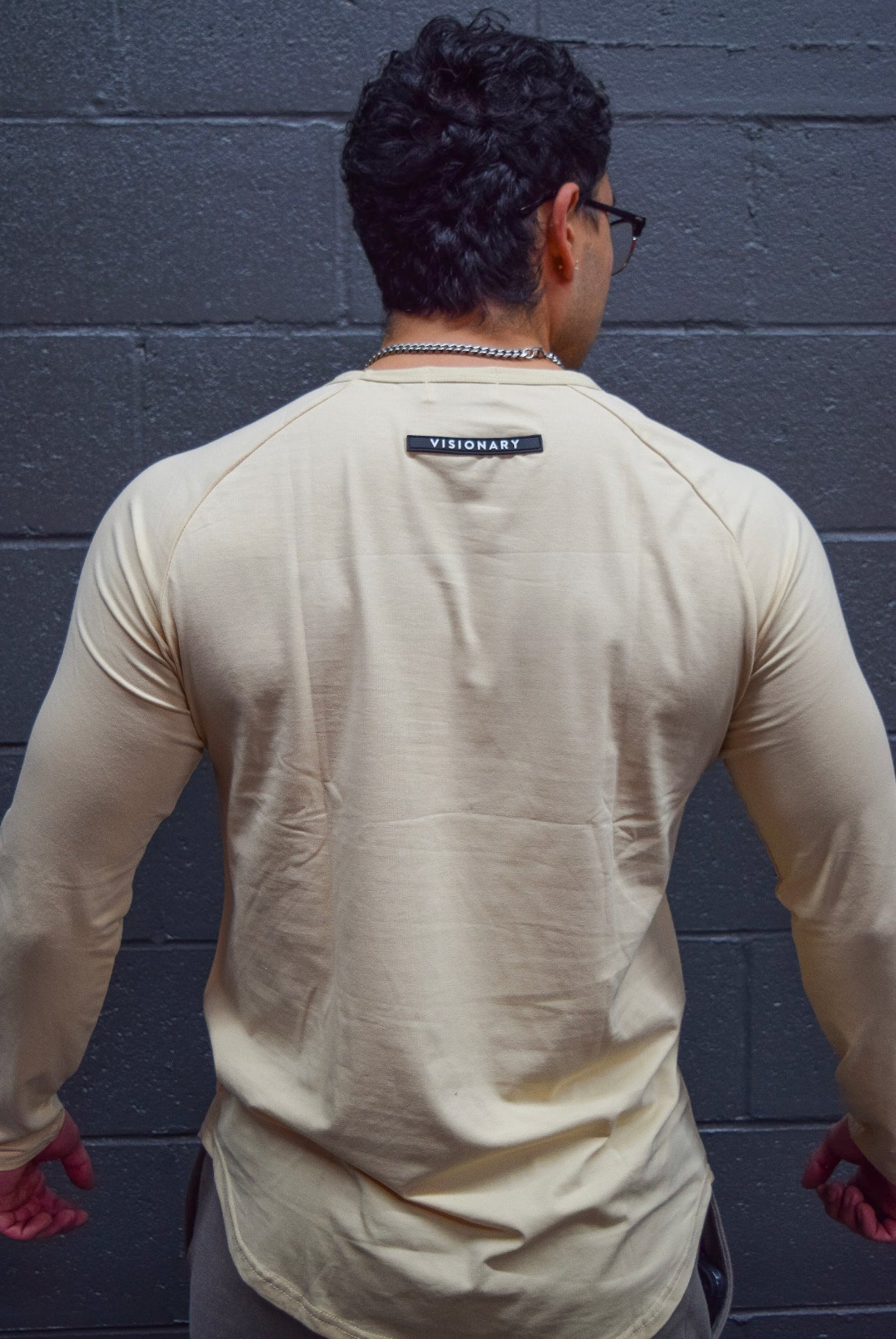 BLACKOUT COMPRESSION LONG SLEEVE