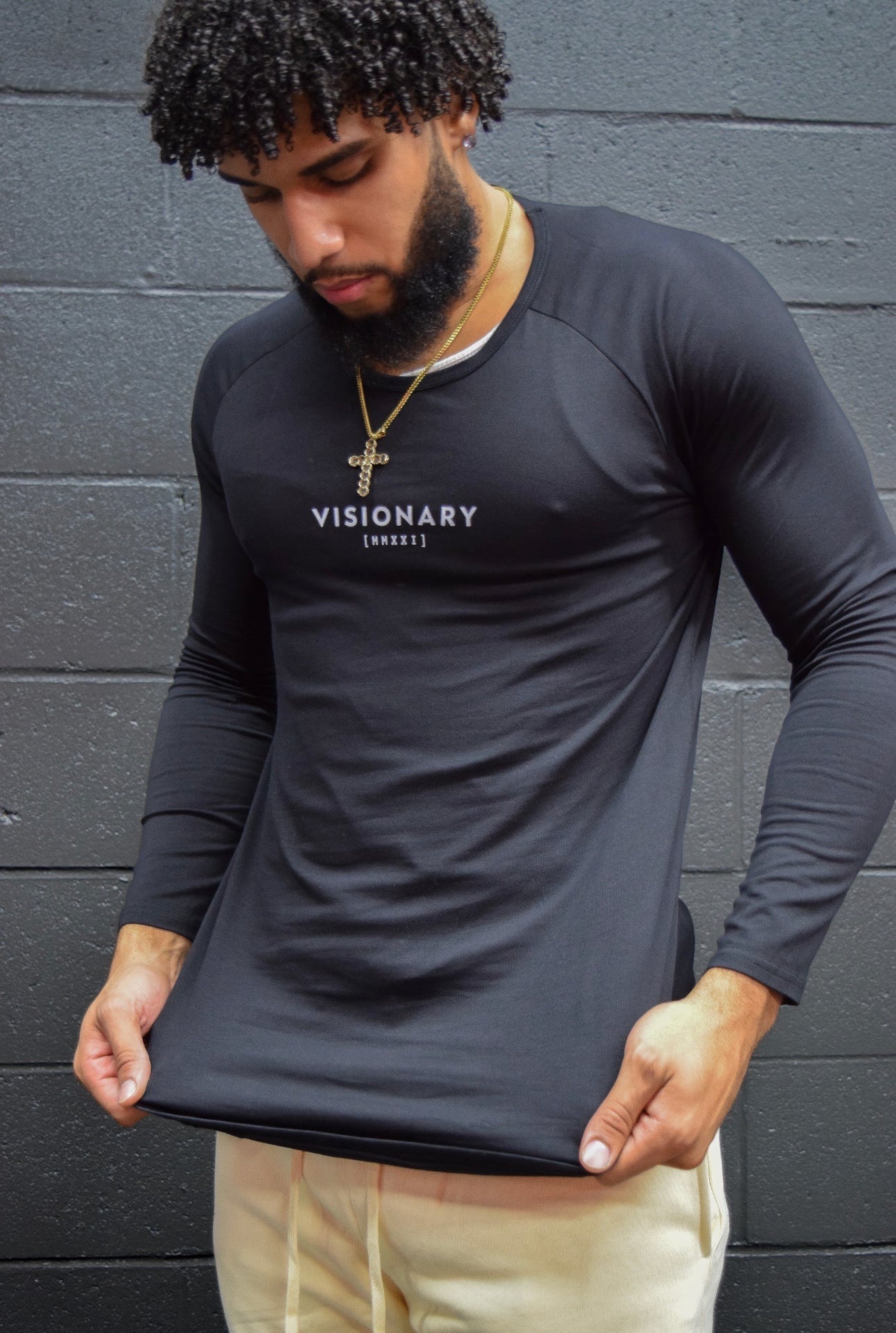 BLACKOUT COMPRESSION LONG SLEEVE