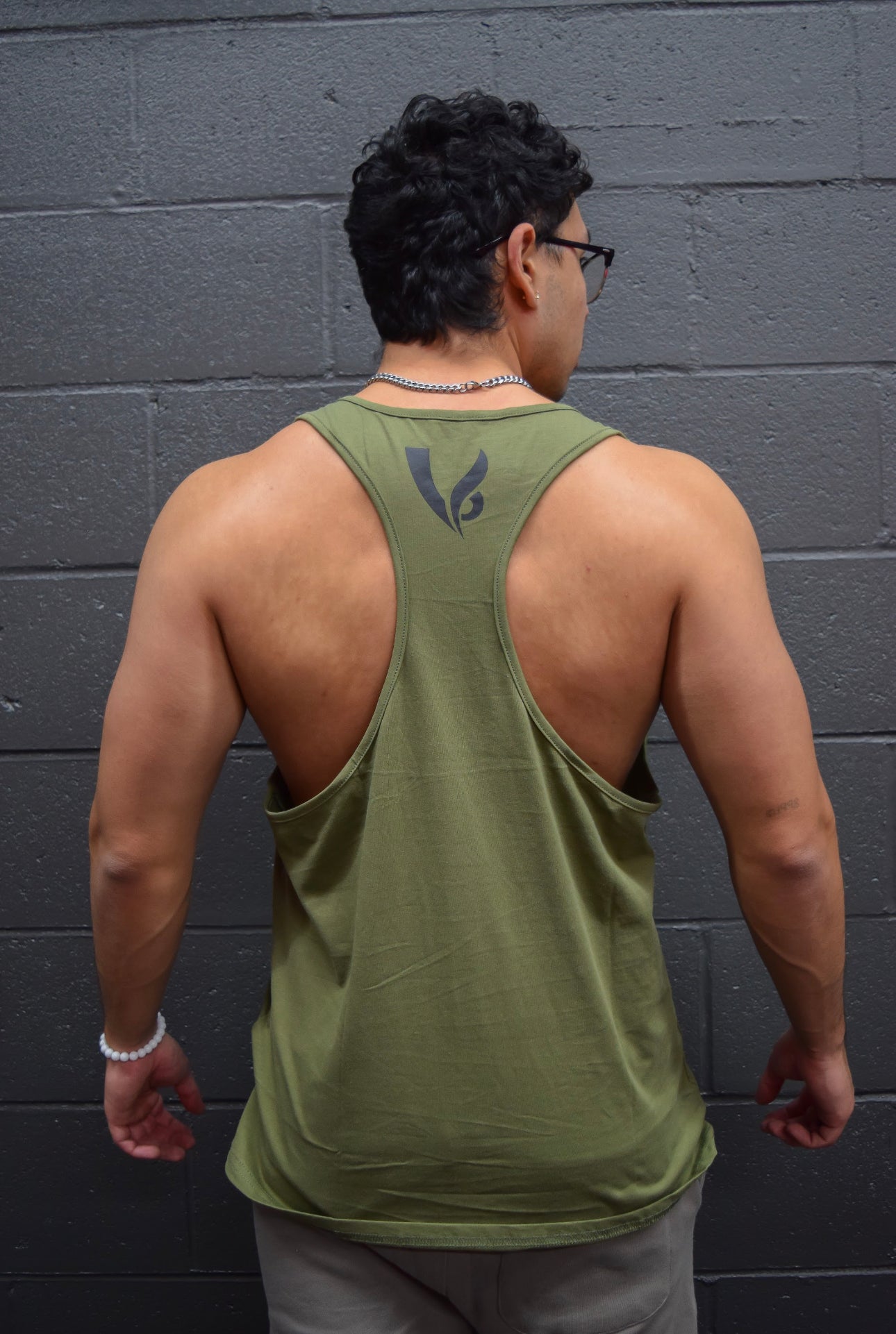 BLACKOUT STRINGER